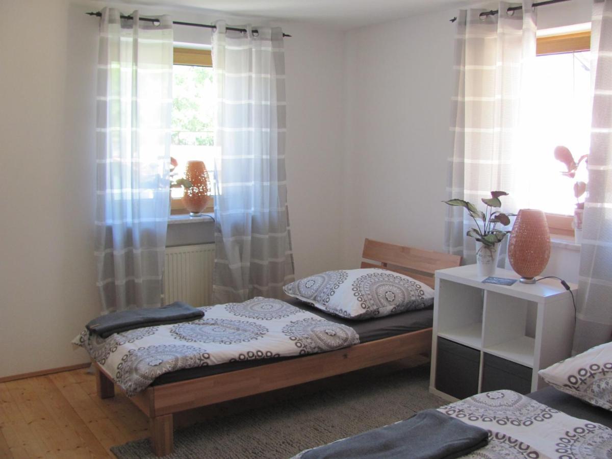 #7 Ferienhaus Mit Schlossblick Trunkelsberg Fuer Max 6 Personen,Kueche Komplett Eingerichtet, 2 Baeder 3 Schlafzimmer Top-Ausstattung Buitenkant foto
